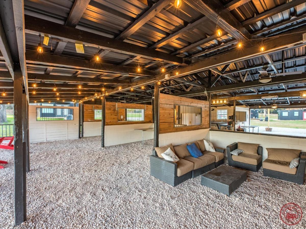 Hotel Happy Goat Retreat Willis Exterior foto